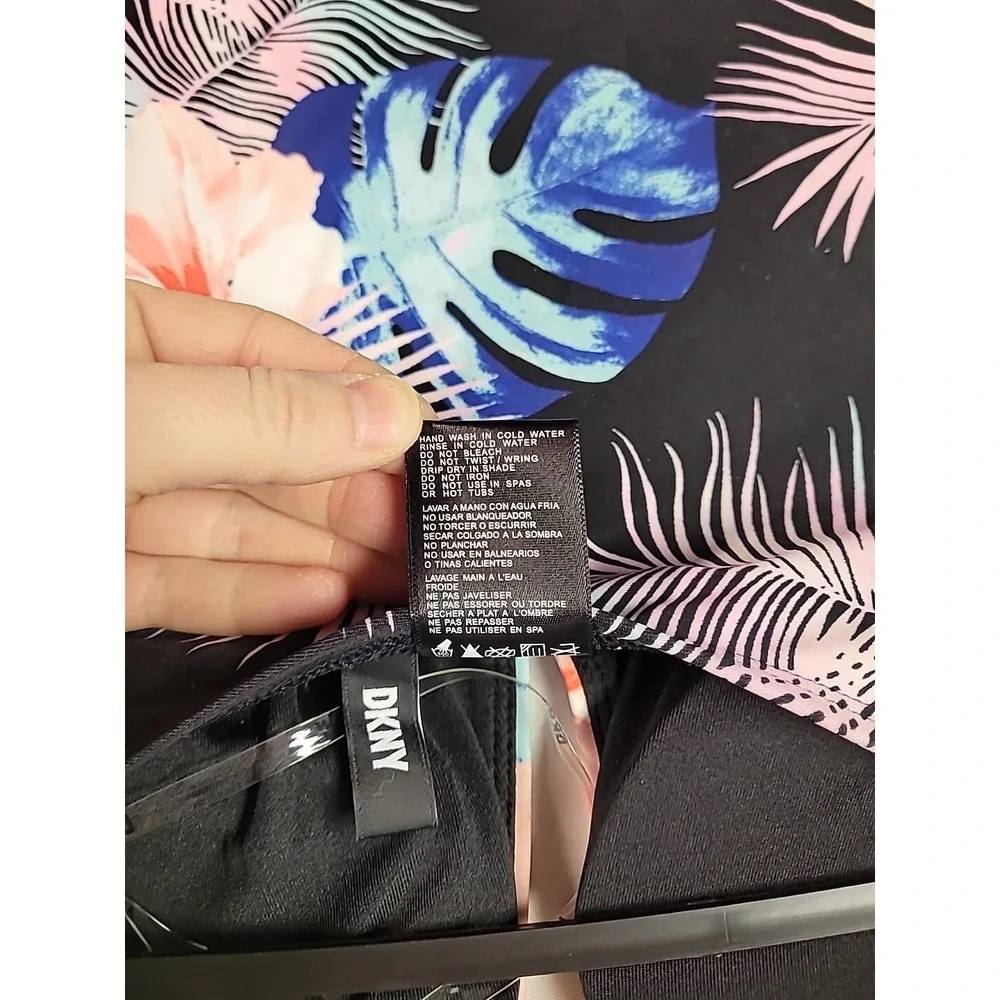 NWT DKNY Small Tropical‎ Floral One Piece Tummy Control Halter Neckline Swimsuit - Picture 7 of 8